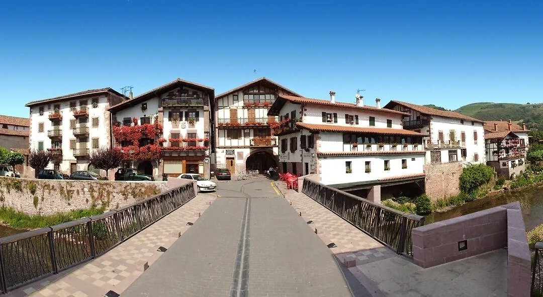 Hostal Antxitonea-1
