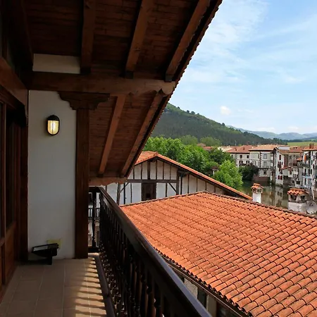 Hostal Antxitonea-3